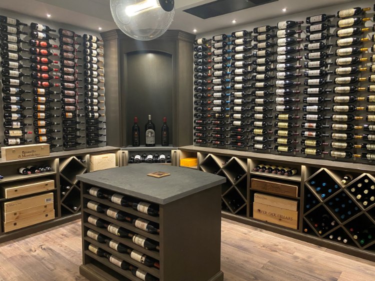 Picture of 4' W Series Matte Black 12 Bottle 1-Deep Label-Forward Metal Wall Mounted Wine Rack